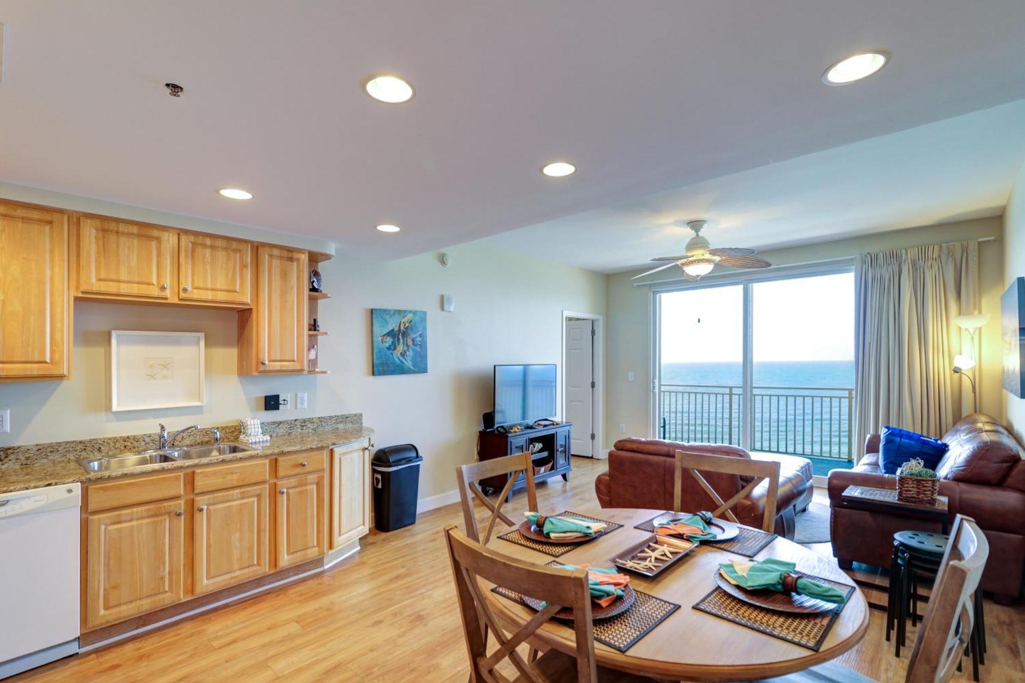 Gulf Front! 2 Bedroom 2 Ba! 11Th Floor Condo + Condo Amenities! Panama City Beach Exterior foto
